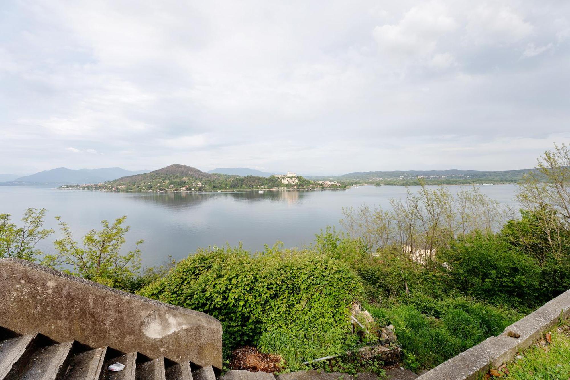 Casa Perry - Lago Maggiore Borgo Ticino ภายนอก รูปภาพ